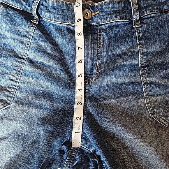 TORRID -020 Crop Boyfriend Jeans Vintage Stretch Denim Cropped Medium Wash sz 18 - Picture 9 of 12